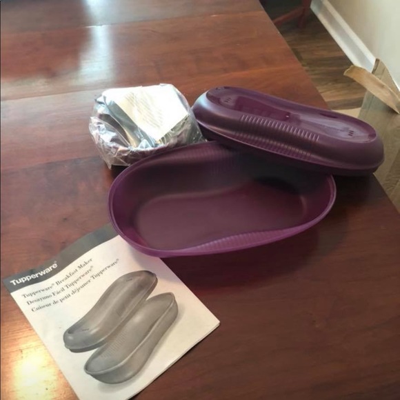 Tupperware Breakfast Maker with Egg Inserts - Picture 3 of 3